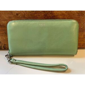 FOSSIL Zip Around Green Leather Clutch Wallet Wrist Strap